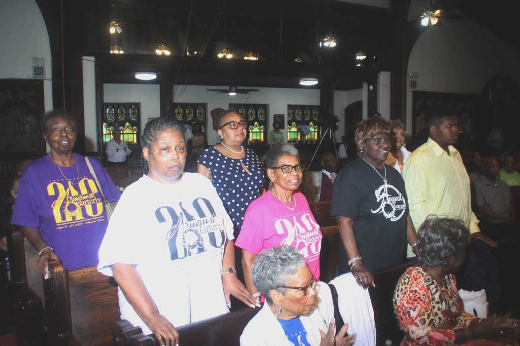 AQ 25 Revivial and wreath image066