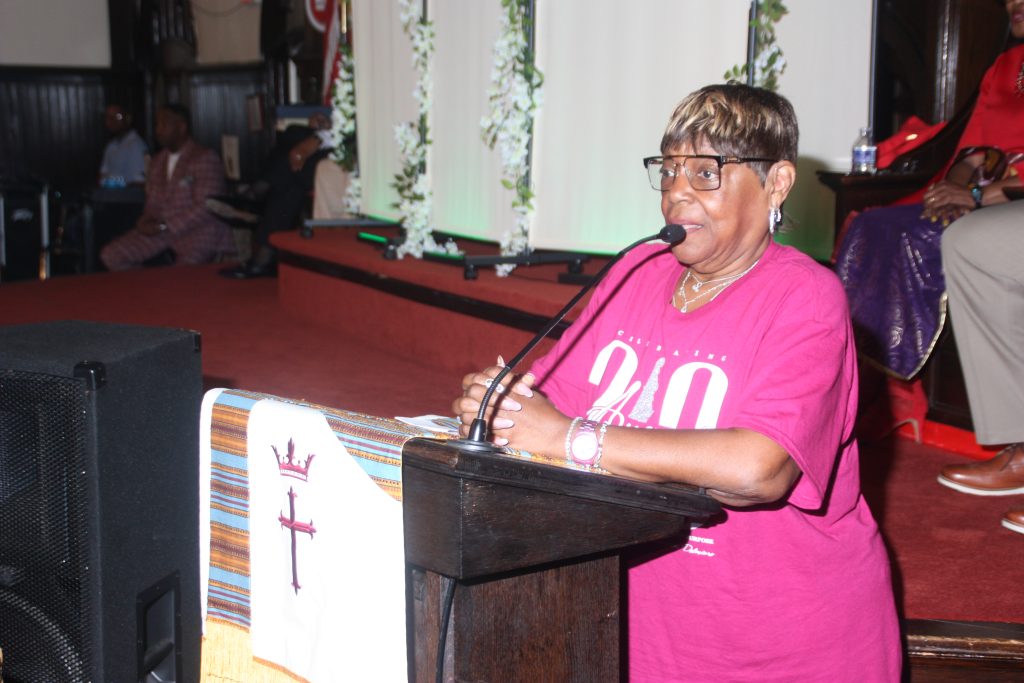 AQ 25 Revivial and wreath image076