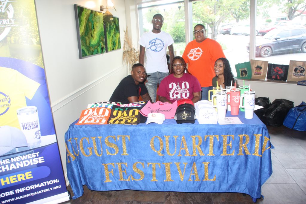 AQ 25 Revivial and wreath image219